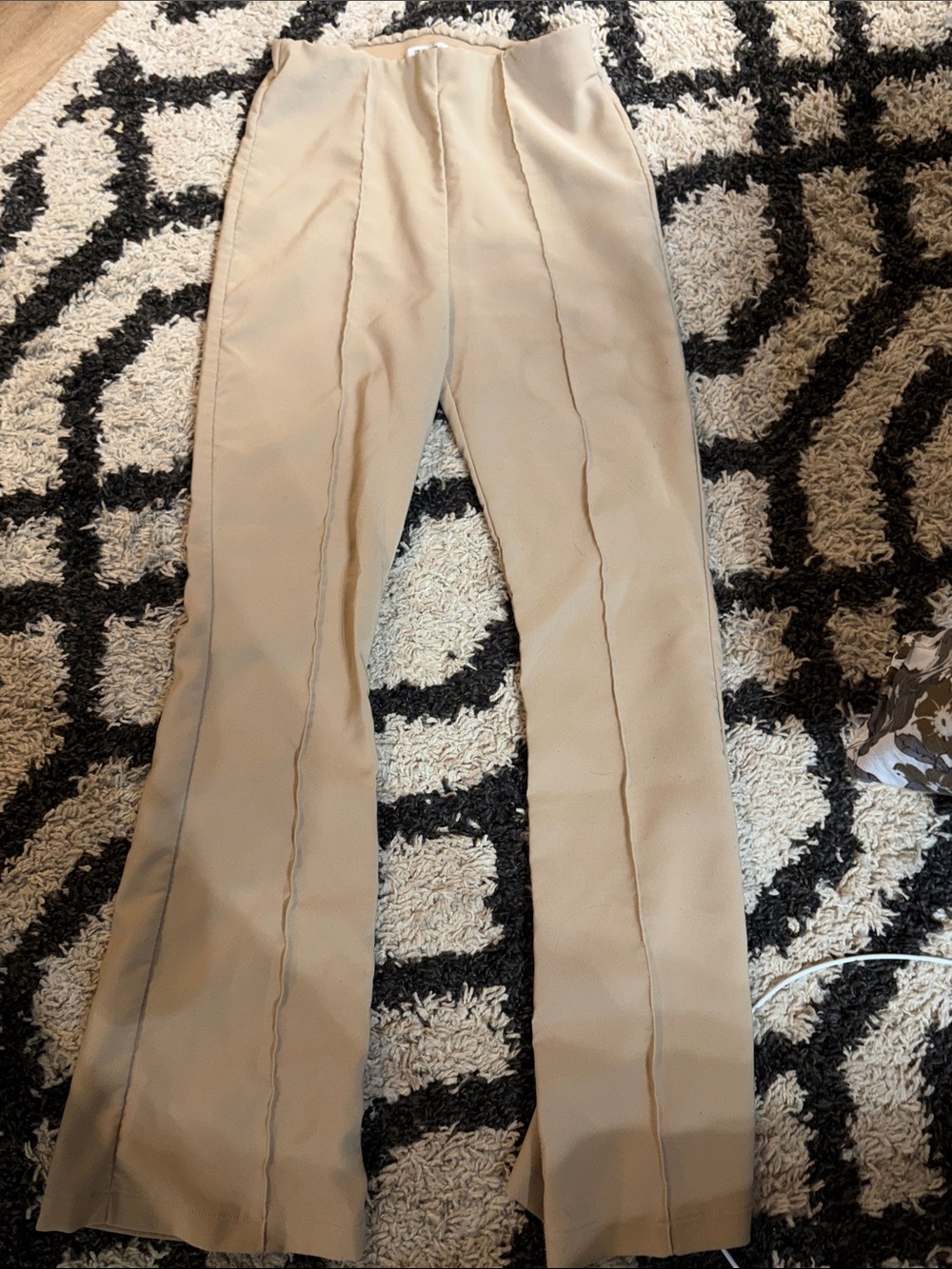 3/$20! Workshop Women’s khaki Beige Dress Pants with Front Crease SMALL